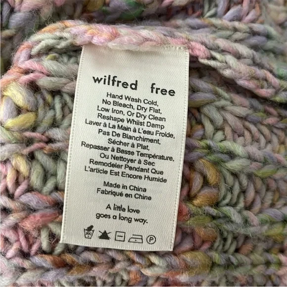 WILFRED | Aritzia Retrograde Mockneck Sweater - Picture 7 of 8